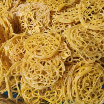 Kerupuk mie kuning mentah tegal (9)